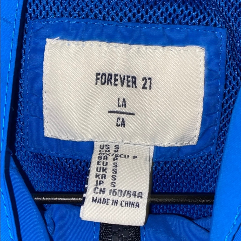 F21 Windbreaker